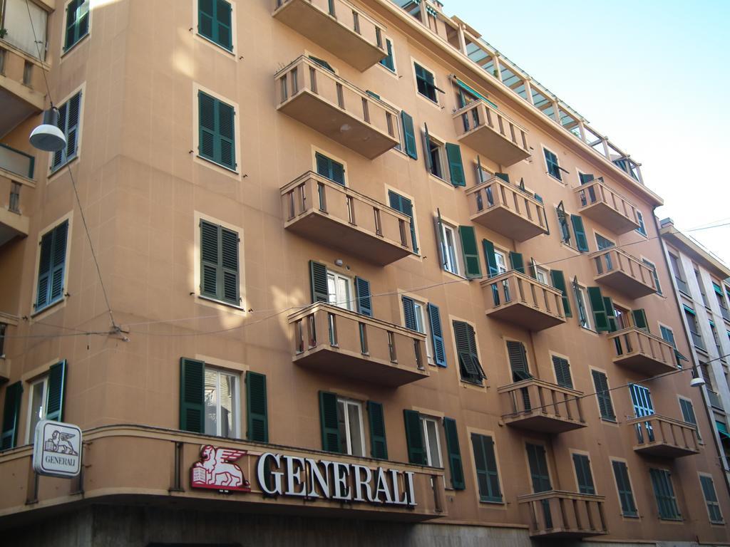 Studio Via Matteotti Rapallo Luaran gambar
